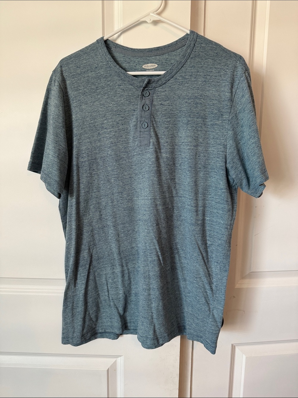 Old Navy Men's Short-Sleeve Henley in Heather Blue-Grey